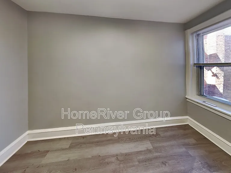 5525 Larchwood Ave #2 — Photo 8