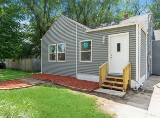 2421 Lyon St, Des Moines, IA 50317