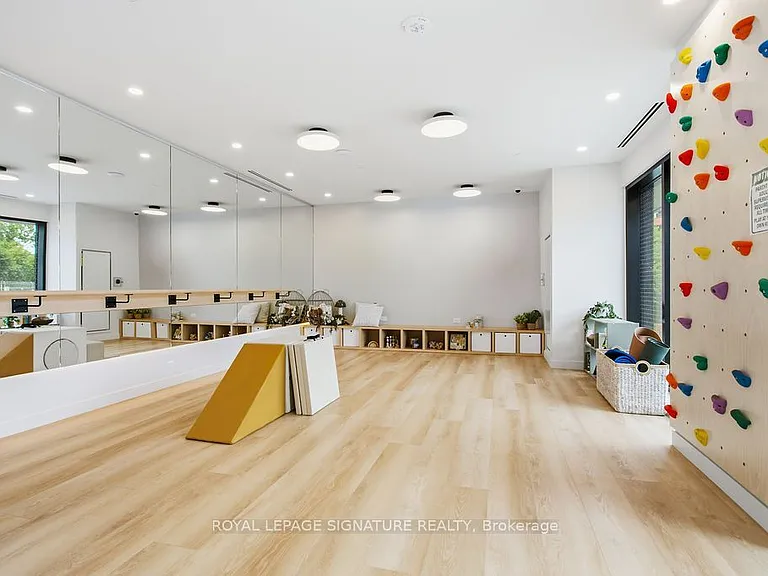 1660 Bloor St W #1204 — Photo 45