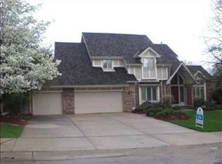 16206 Grover St, Omaha, NE 68130