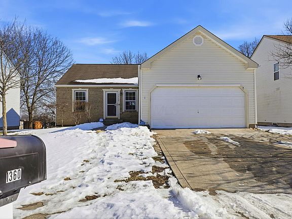 2nd image of 1360 Hafton Woods Dr