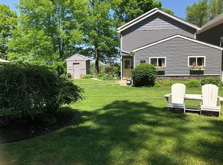 2090 Chatfield Ln, Lapeer, MI 48446