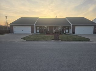 1301 Lantern Pointe Dr #1301, Moberly, MO 65270