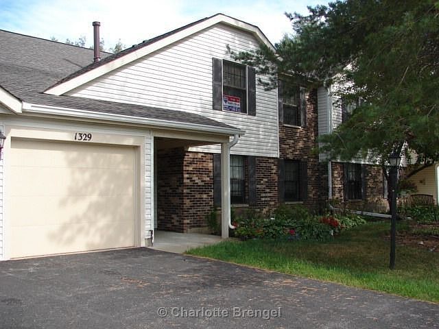 1st image of 1329 Stratford Dr