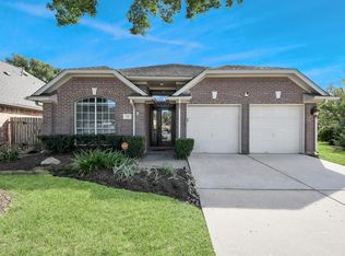 731 Avery Dr, Sugar Land, TX 77479