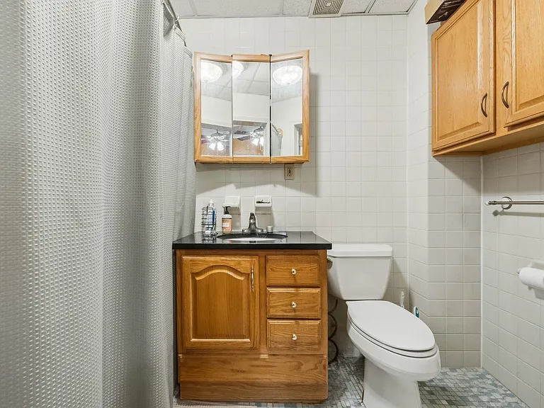 339 Park Ave #A — Photo 6