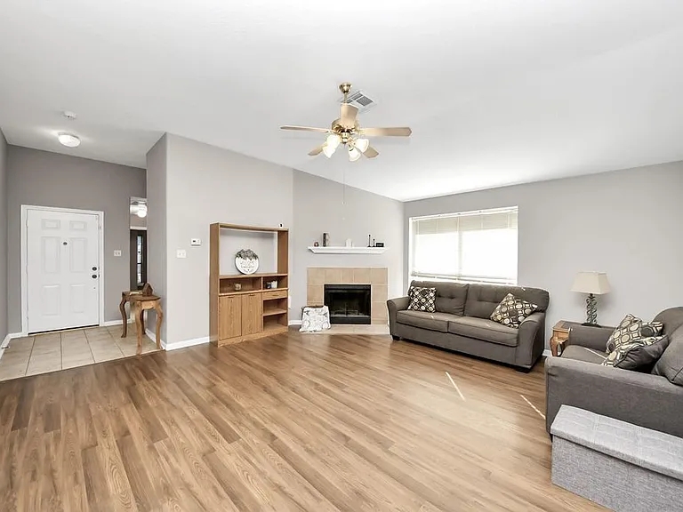 5615 Brenwood Glen Trl — Photo 16
