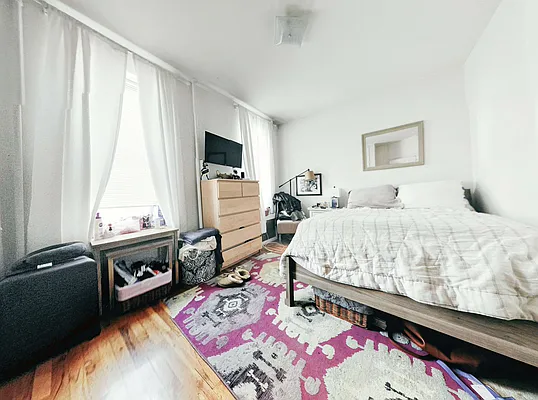 Rented by Union Square Property Management | media 9