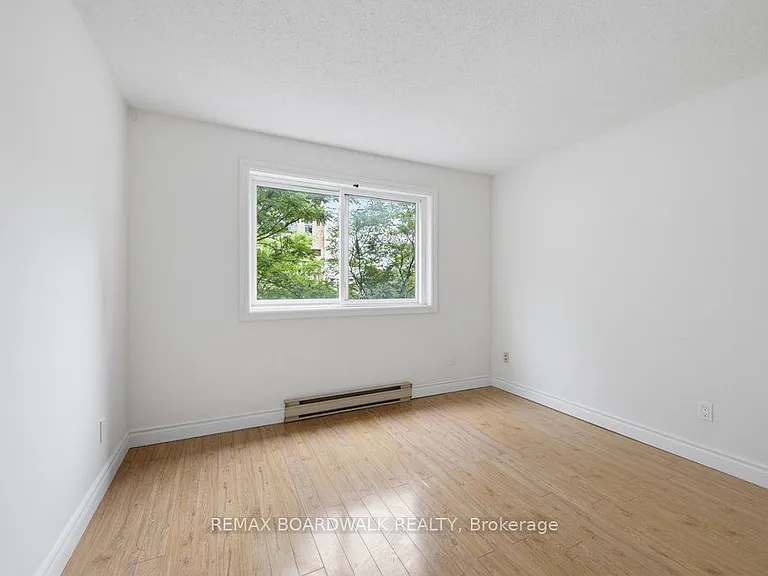 250 Brittany Dr #207 — Photo 14