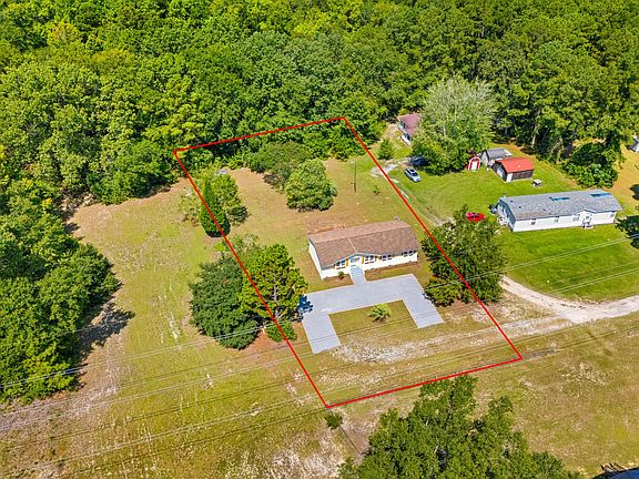 2nd image of 136 Mahoney Ln
