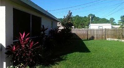 2nd image of 1661 SW Lofgren Ave