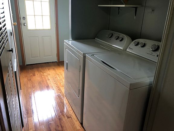 5th image of 222 Briarwood Trl