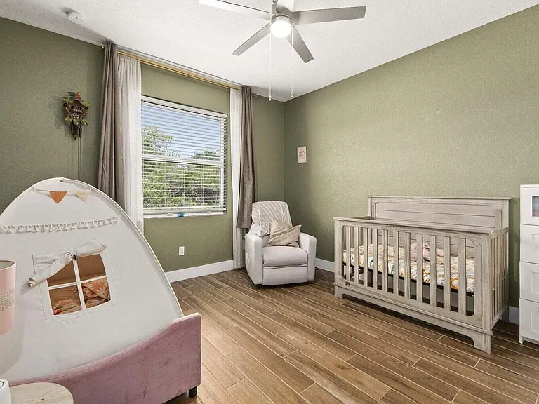 601 SW South Quick Cir #601 — Photo 18