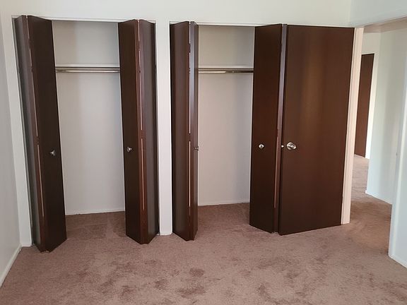 3rd image of 27850 Euclid Ave #2