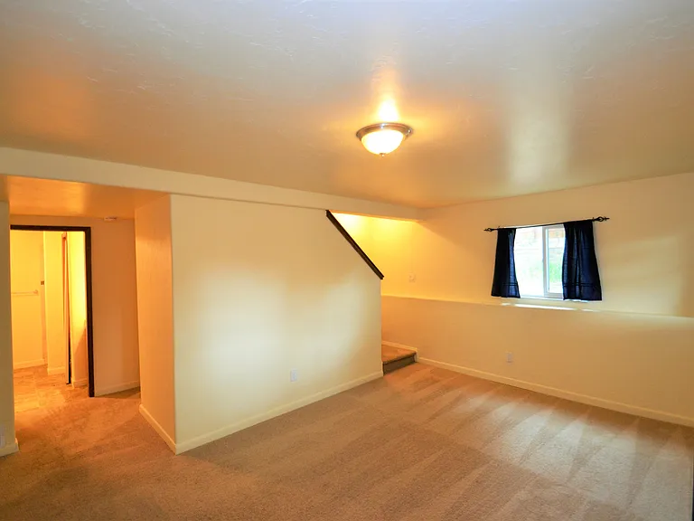 1288 Suncrest Way — Photo 11
