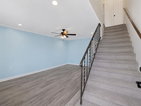 3rd image of 21 Rivers Point Row APT 11B