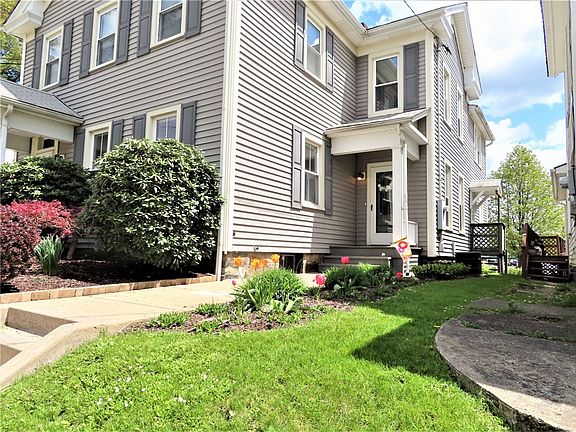 3rd image of 705 Highland Ave