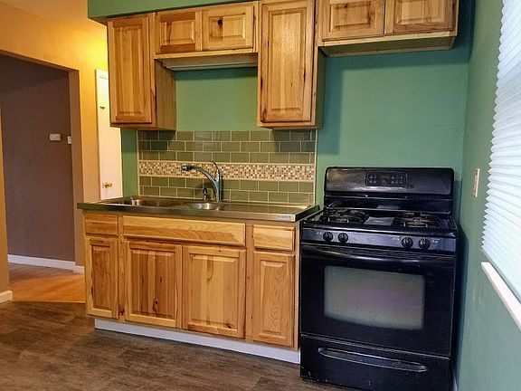 5th image of 5624 W Sheridan Ave
