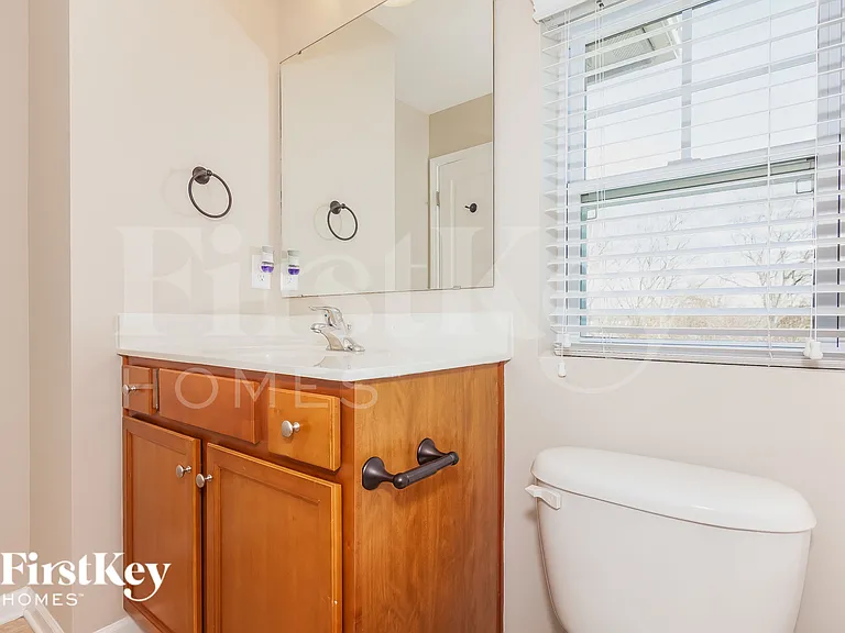 19017 Park Terrace Ln — Photo 14