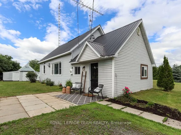 6774 McLeansville Rd, Augusta, ON K0E 1X0