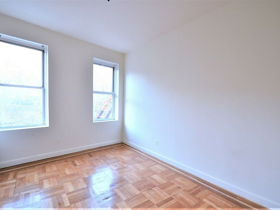 2nd image of 226 W 242nd St APT 10B