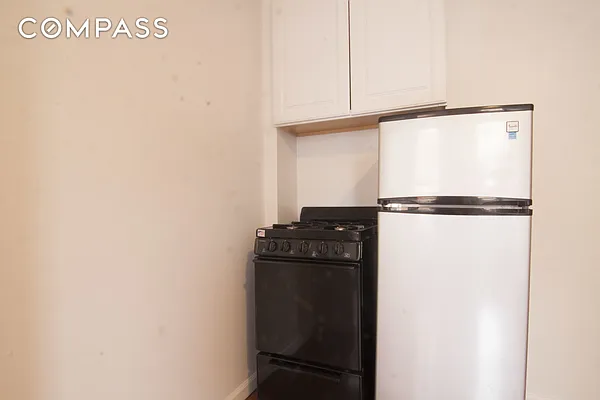 Rented by Compass | media 19