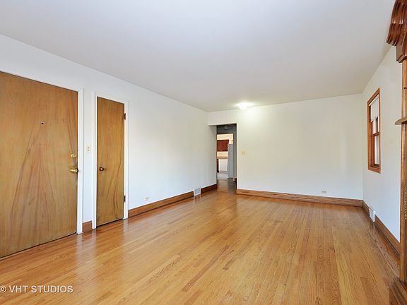 3rd image of 5914 N Virginia Ave
