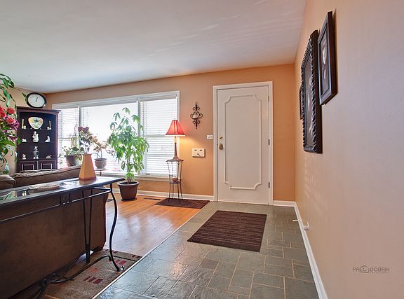 4th image of 308 S Donald Ave