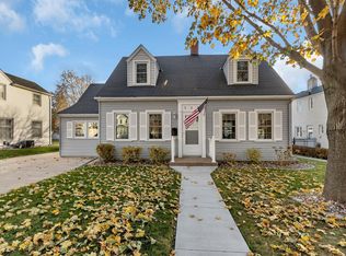 521 10th St SW, Willmar, MN 56201