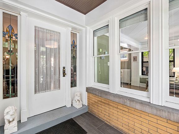 3rd image of 1457 W Norwood St