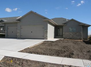 5312 S Breezeway Ave, Sioux Falls, SD 57108