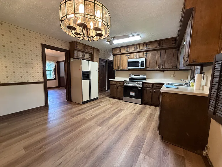 2788 Dellinger Dr — Photo 5