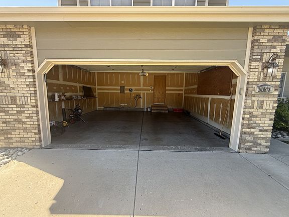 4th image of 3153 51st Ave
