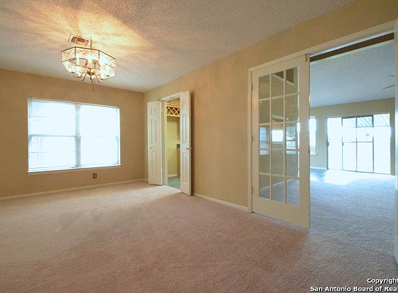 4th image of 6906 Ludgate Dr