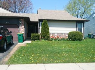 612 Lyon Ct, Buffalo Grove, IL