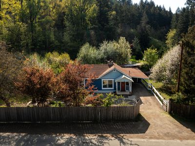 547 Barton Rd, Glendale, OR, 97442
