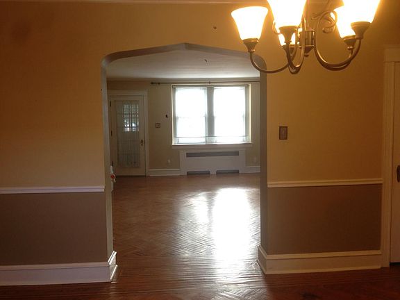 2nd image of 3235 Longshore Ave