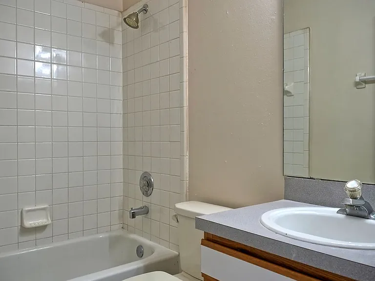 551 Carambola Ave — Photo 8
