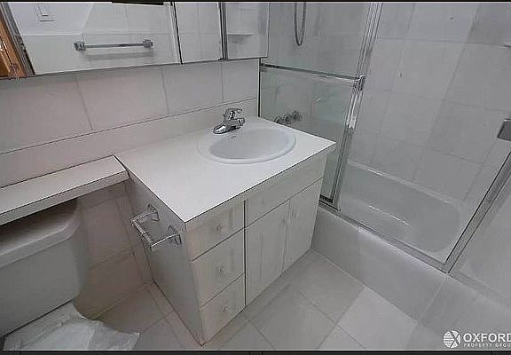 5th image of 148 W 68th St APT 4f