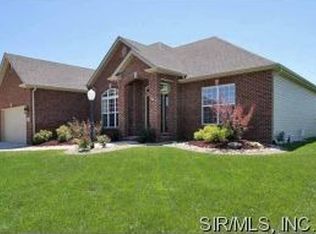 7028 Alston Ct, Edwardsville, IL 62025