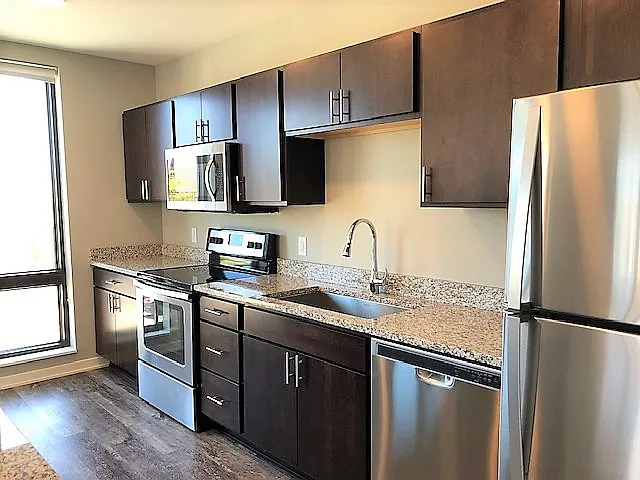 High Pointe Apartments — Photo 5
