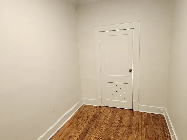 1234 Peacock Ave — Photo 9