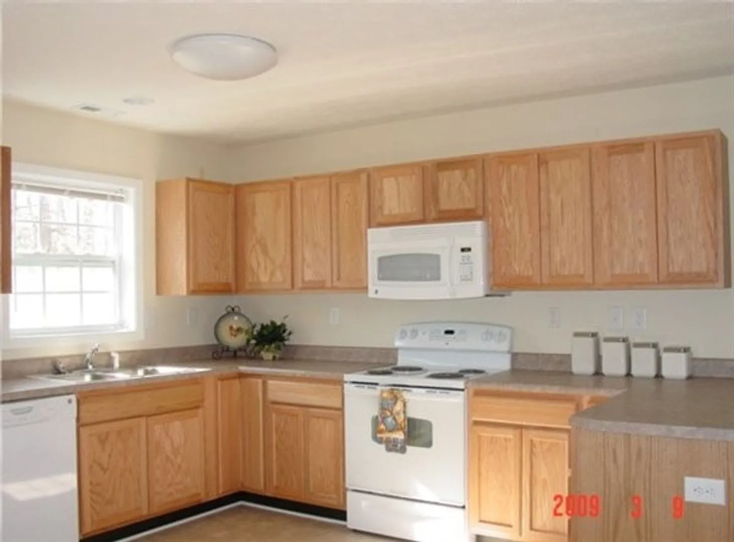 106 Stadiem Drive - Riverwood Apartments — Photo 4