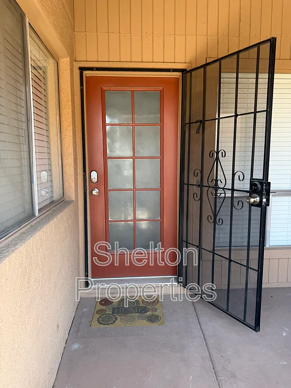 2 bed, 2.0 bath, 863 sqft, $1,495 — Photo 3