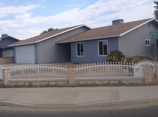 1906 Campus Dr, Delano, CA 93215