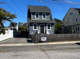 41B Chapman Pl, Bay Shore, NY 11706