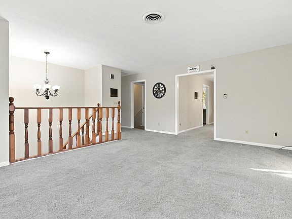 2nd image of 225 Highfield Rd