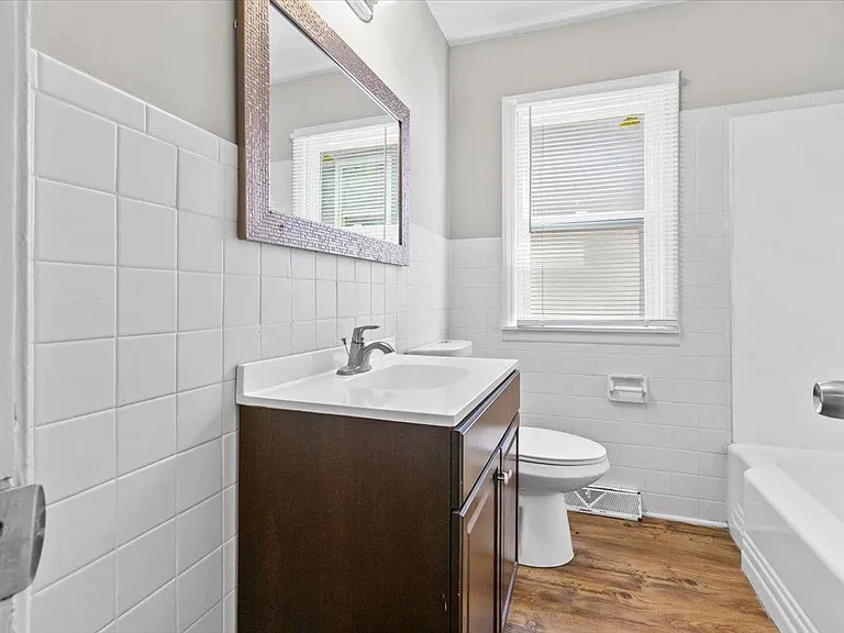 8023 Garfield Ave — Photo 11