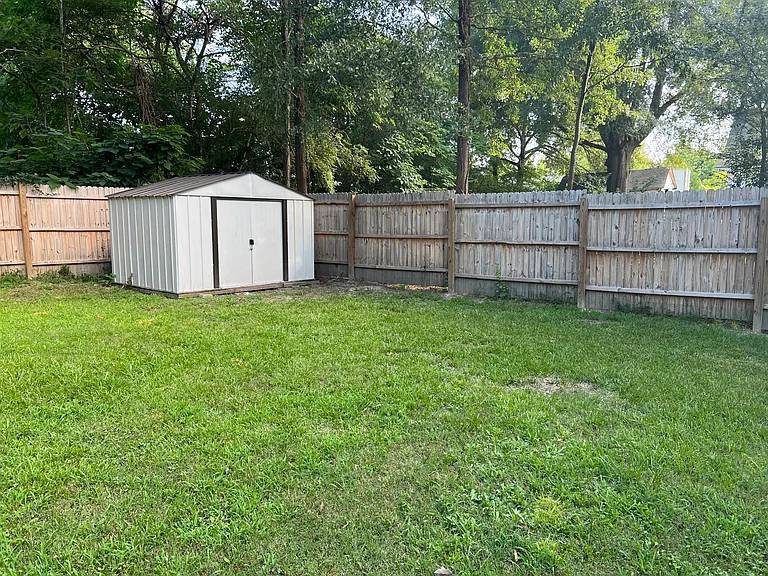 1714 Haynes Ave — Photo 24