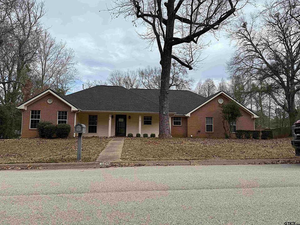 1st image of 108 Ridglea Ln